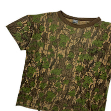 Load image into Gallery viewer, Real Tree Camo Paper Thin Pocket Tee - Size M/L

