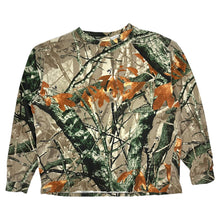 Load image into Gallery viewer, Real Tree Camo Long Sleeve Pocket Shirt - Size M/L
