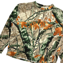 Load image into Gallery viewer, Real Tree Camo Long Sleeve Pocket Shirt - Size M/L
