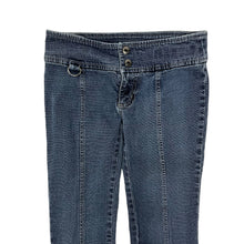 Load image into Gallery viewer, Women&#39;s Guess U.S.A. Low Rise Flared Denim Jeans - Size S
