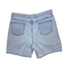 Load image into Gallery viewer, Women&#39;s Eddie Bauer Denim Shorts - Size XL
