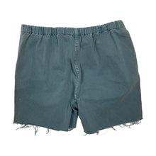 Load image into Gallery viewer, Gramicci Raw Hem Shorts - Size L
