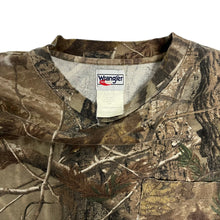 Load image into Gallery viewer, Wrangler Real Tree Camo Long Sleeve - Size L/XL
