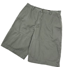 Load image into Gallery viewer, Women&#39;s Eddie Bauer Hiking Shorts - Size L
