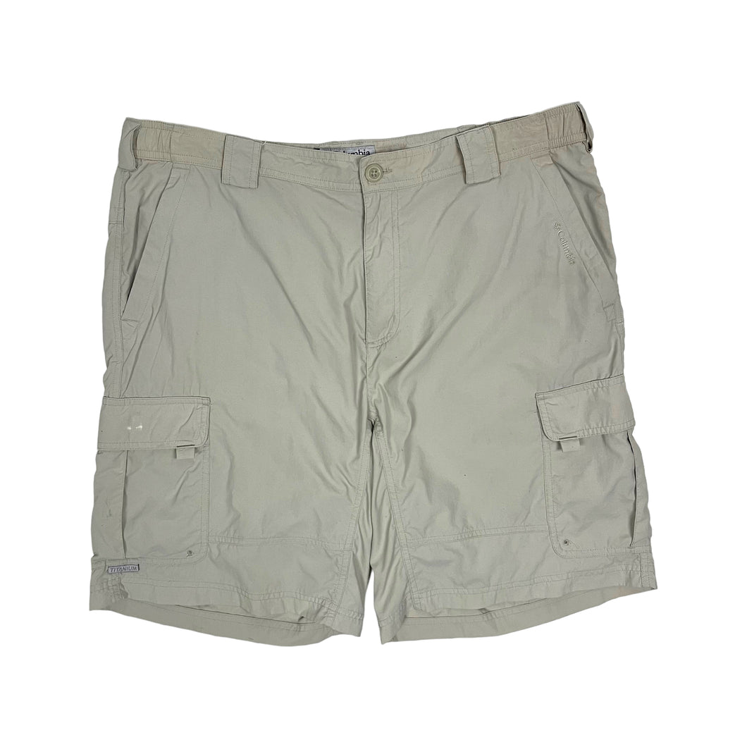 Columbia Hiking Shorts - Size XL