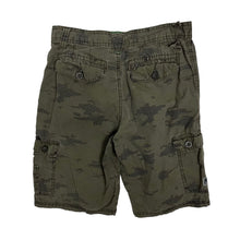 Load image into Gallery viewer, Women&#39;s Camo Baggy Shorts - Size S
