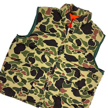 Load image into Gallery viewer, Reversible Duck Camo Hunting Puffer Vest - Size M
