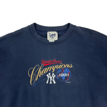 Load image into Gallery viewer, 1998 New York Yankees Crewneck Sweatshirt - Size XL
