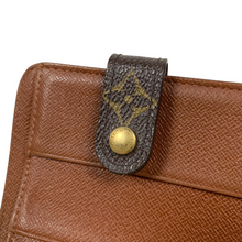 Load image into Gallery viewer, Louis Vuitton Compact Zippy Wallet
