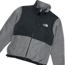 Load image into Gallery viewer, Women&#39;s The North Face Grey Denali Fleece Jacket - Size S
