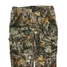 Load image into Gallery viewer, Real Tree Camo Cargo Hunting Pants - Size 36&quot;
