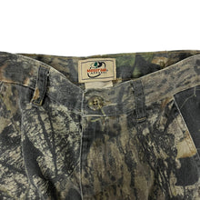Load image into Gallery viewer, Women&#39;s Mossy Oak Real Tree Camo Cargo Pants - Size XS
