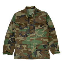Load image into Gallery viewer, US Army Woodland Camo Field Jacket - Size M

