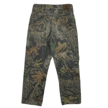 Load image into Gallery viewer, Wrangler Real Tree Camo Double Knee Hunt Pants - Size 28&quot;
